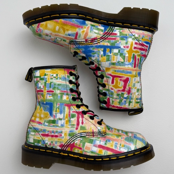 Vintage Dr. Martens England Rainbow Quaser 1460 White Leather MIE Boots UK 3 - Picture 2 of 16